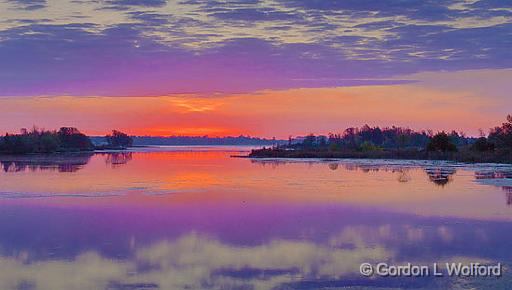 Rideau Canal Sunrise_17248.jpg - Photographed along the Rideau Canal Watterway near Smiths Falls, Ontario, Canada.